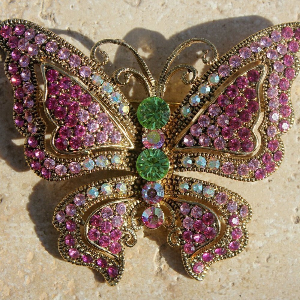 Fushia Light Pink Green Aurora Borealis Crystal Gold Plated Butterfly Brooch Pin - Picture 4 of 5